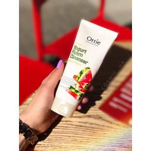 Пінка Для Умивання З Екстрактом Кавуна Ottie Fruits Yogurt Foam Cleanser [Watermelon] 150ml