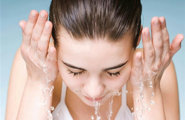 Нужна помощь с <span>выбором или заказом?</span>