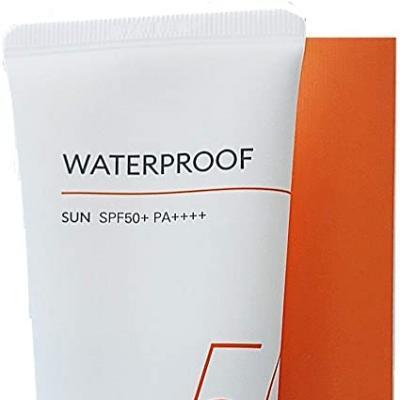 Солнцезащитный крем для тела водостойкий с кокосовым маслом Missha Waterproof Sun SPF50+/PA++++ 50ml 1 - Фото 2