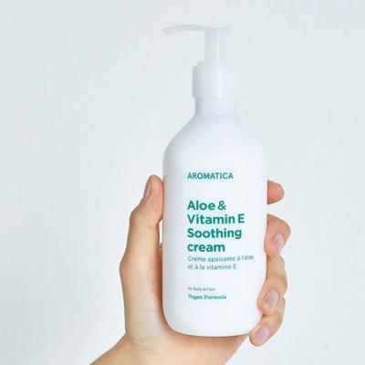 Успокаивающий крем для чувствительной кожи тела Aromatica Aloe & Vitamin E Soothing  Cream 300ml 2 - Фото 3