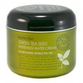 Крем осветляющий с экстрактом камелии  Farmstay Green Tea Seed Whitening Water Cream 100ml