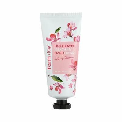 Крем для рук интенсивно увлажняющий с экстрактом цветов вишни FarmStay Pink Flower Blooming Hand Cream Cherry Blossom 100ml