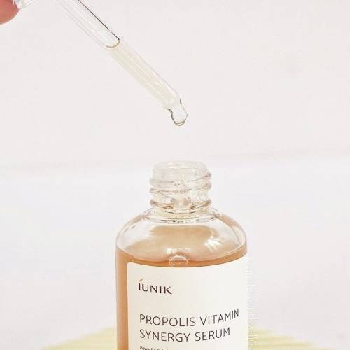 Сыворотка витаминизированная для оздоровления и увлажнения дермы с прополисом и облепихой IUNIK Propolis Vitamin Synergy Serum 50ml