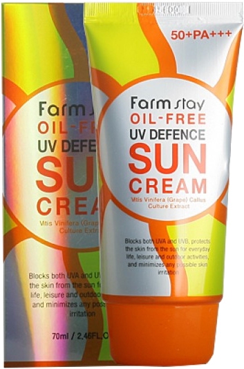 Солнцезащитный крем для жирной и проблемной дермы с экстрактом алоэ Farmstay Oil-Free Uv Defence Sun Cream SPF50+/PA+++ 70ml